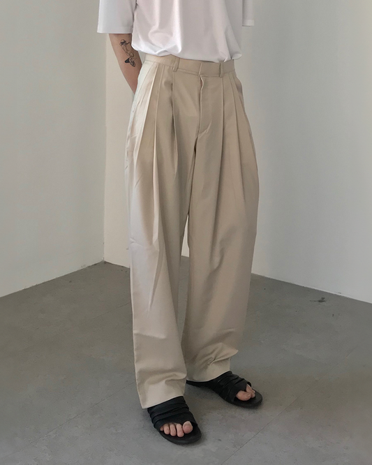 Pleated Relaxed Trousers